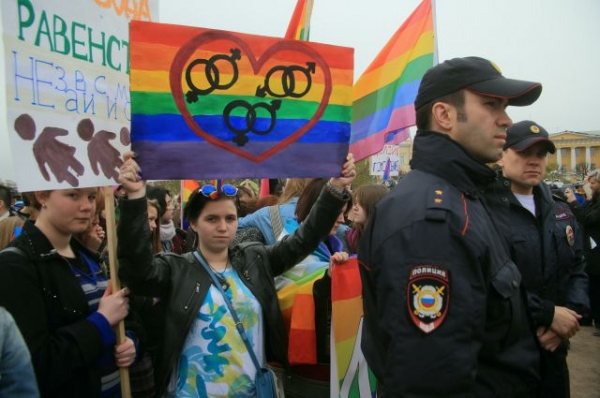 Аксёнов рассказал, что думает о гей-параде в Симферополе