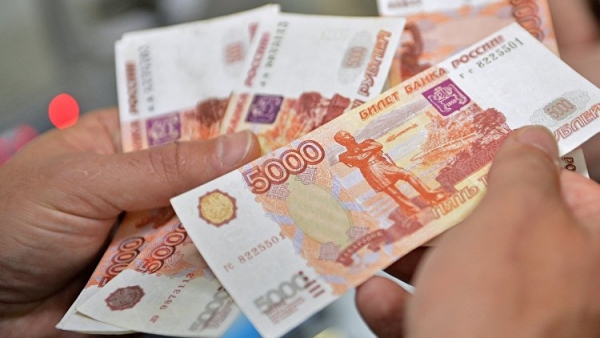 Аксенов рассказал о реальных зарплатах крымчан