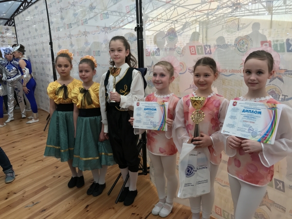 Судакский хореографический ансамбль «Синяя Птица» стал лауреатом 2-й степени в возрастной категории «B»