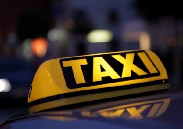 Около 90% таксистов в Крыму работают без специального разрешения